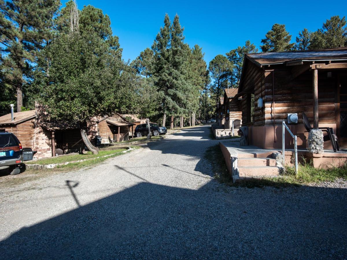Perfect Cabin, 2 Bedrooms, Fireplace, Midtown, Sleeps 5 Ruidoso Exterior photo