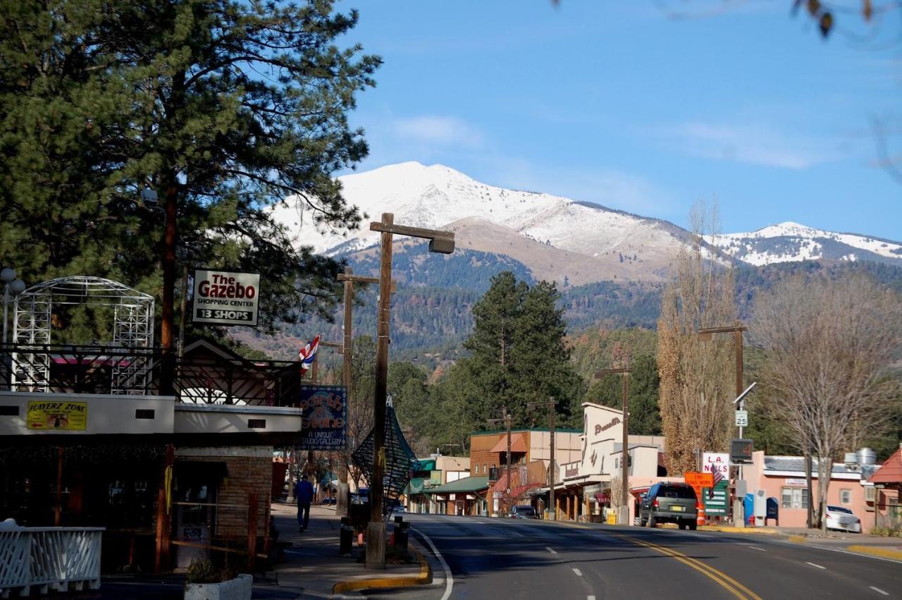 Perfect Cabin, 2 Bedrooms, Fireplace, Midtown, Sleeps 5 Ruidoso Exterior photo
